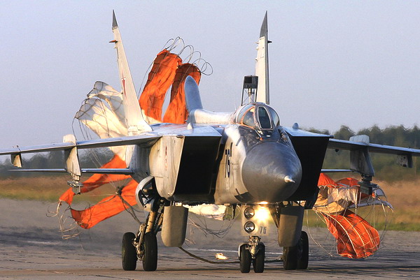 Истребитель МиГ-31